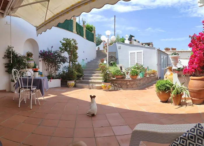 Cristina לינה וארוחת בוקר 4*