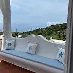 B&B Cristina 아나카프리