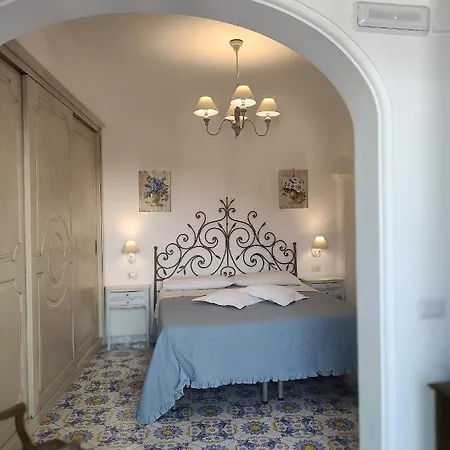 Bed & Breakfast Cristina 4*