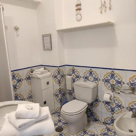 Cristina 4*