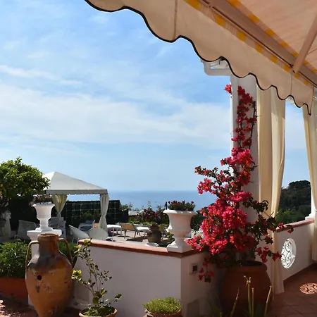 Cristina Bed & Breakfast