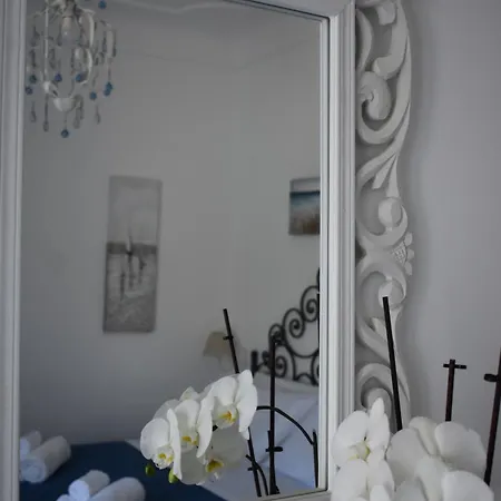 Cristina לינה וארוחת בוקר 4*