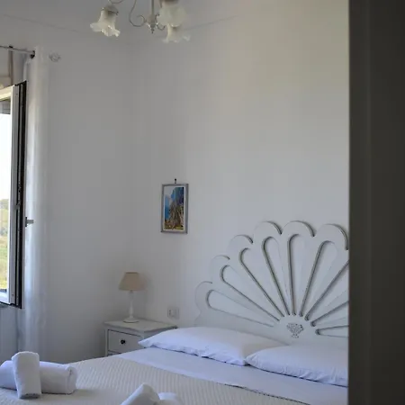 Cristina 4*