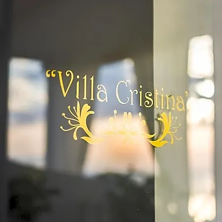 Cristina לינה וארוחת בוקר אנה קאפרי