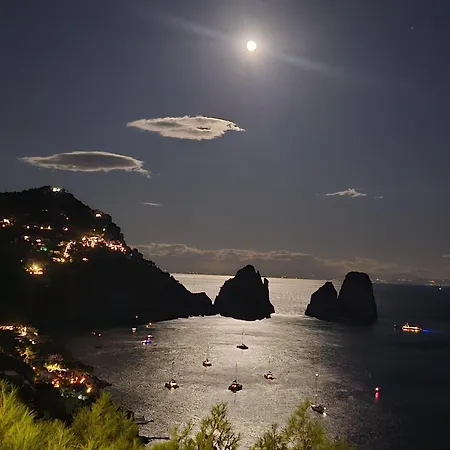 לינה וארוחת בוקר Cristina