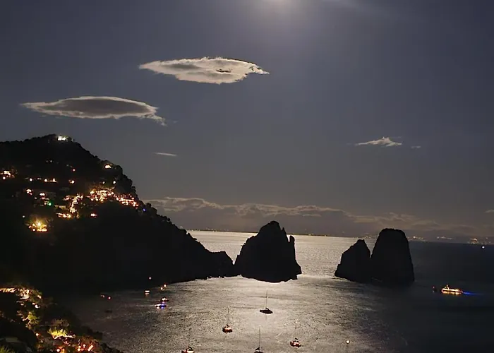 לינה וארוחת בוקר Cristina